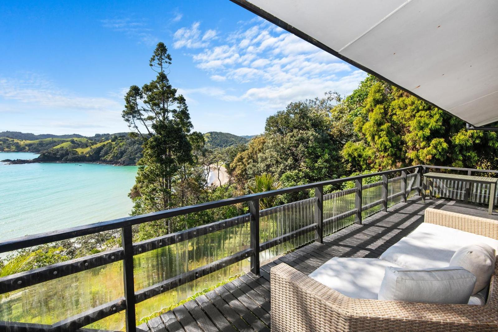 Bayview Beauty - Helena Bay Holiday Home Lyttelton Buitenkant foto