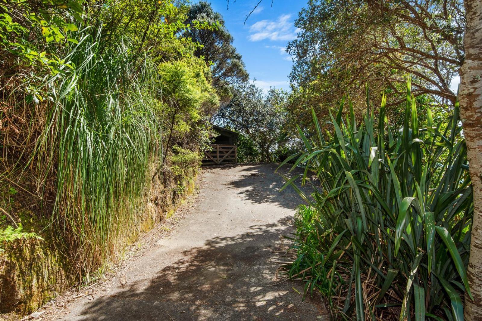 Bayview Beauty - Helena Bay Holiday Home Lyttelton Buitenkant foto